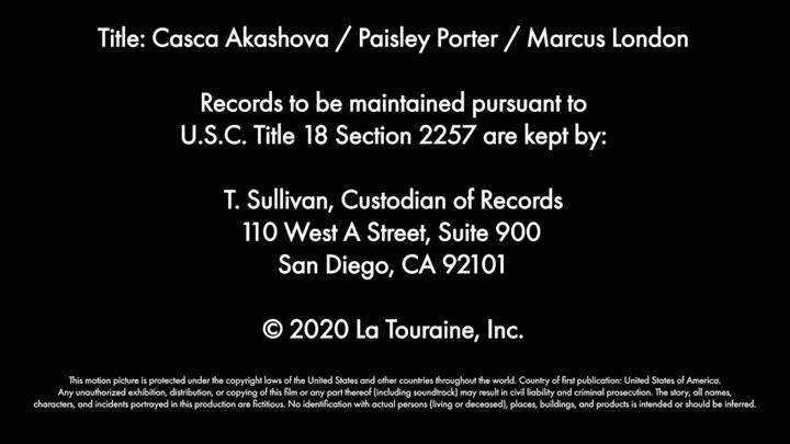 2 Chicks Same Time 32