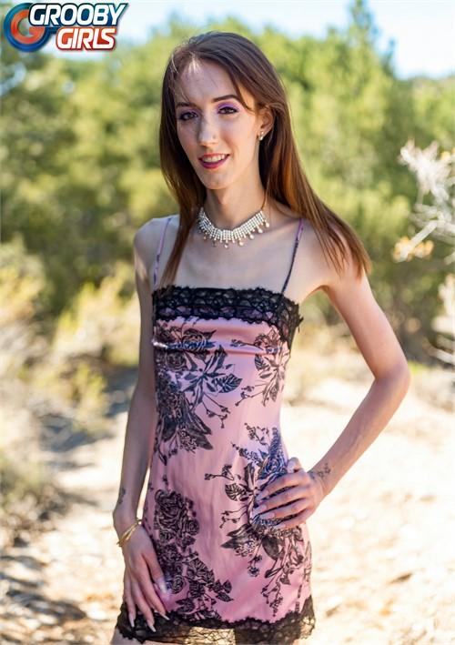 Avery Angel: Photo Opportunity