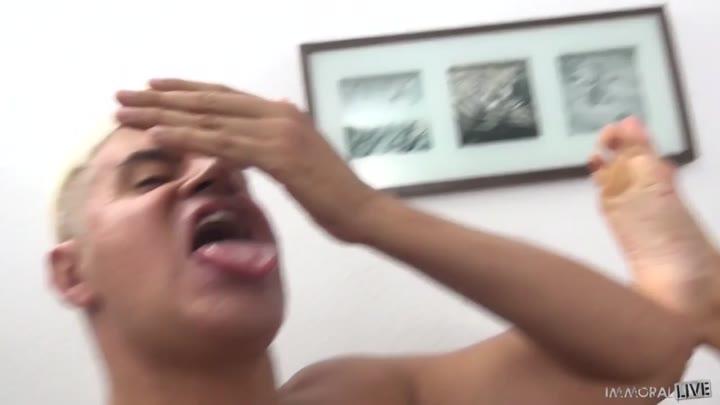 Christina Cinn – Trained To Squirt!