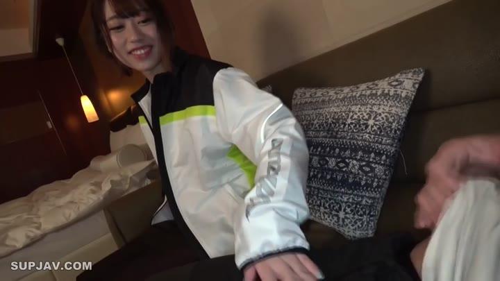 Her way to use Tinder 30