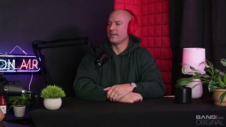 Podcast: Bailey Brooke