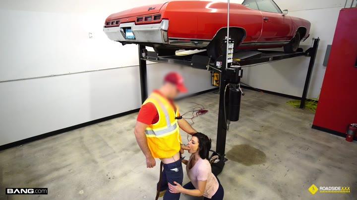 Roadside Xxx: Becky Bandini